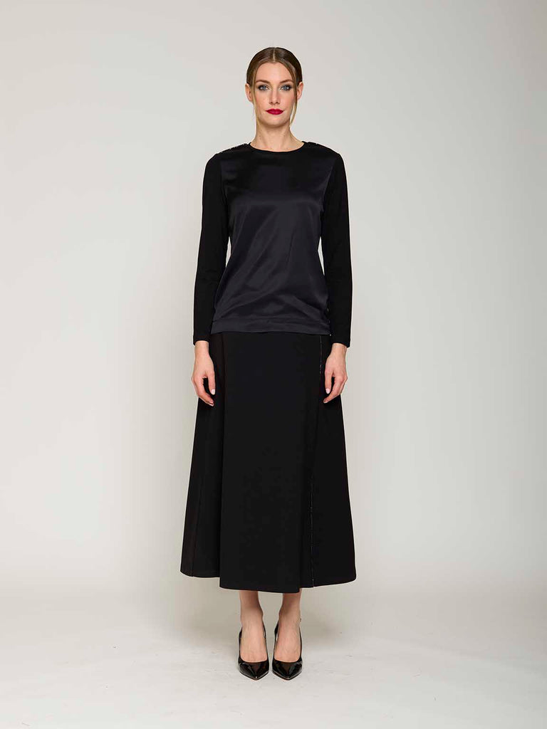 T-shirt bimaterica in raso e jersey con dettagli lurex